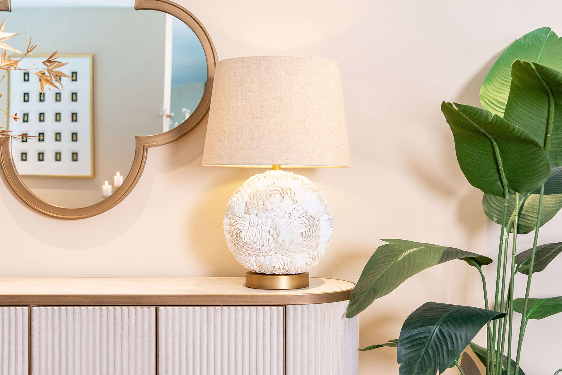 Elegant indoor lighting and stylish decorative furniture for modern interiors.