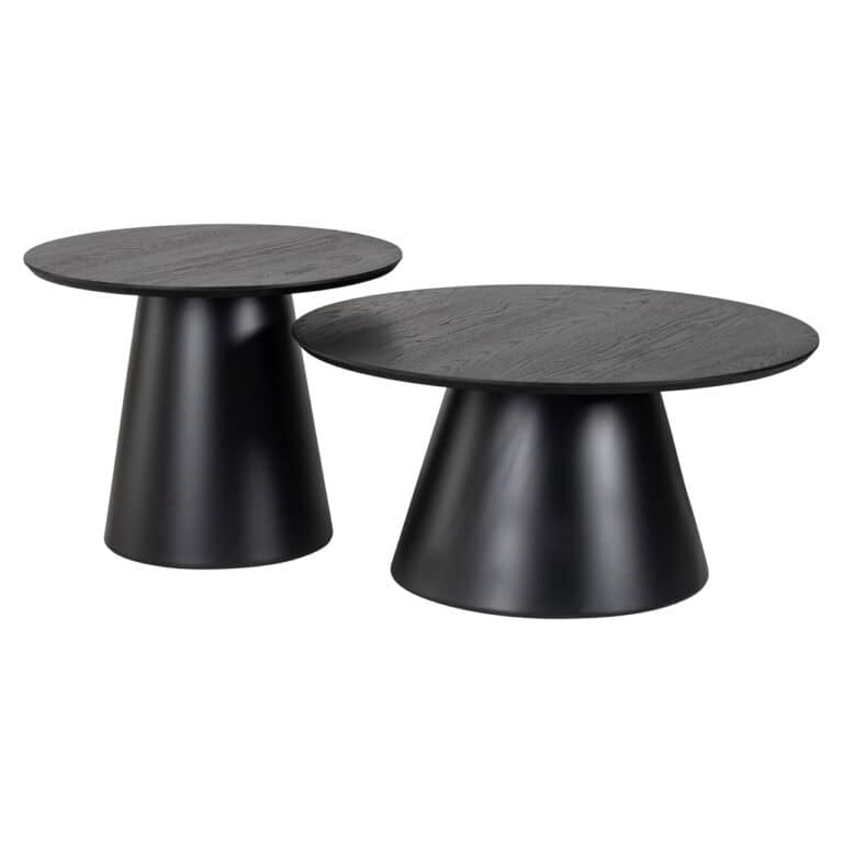 Moderne houten bijzettafels met zwarte conische poten, stijlvolle woonaccessoires.