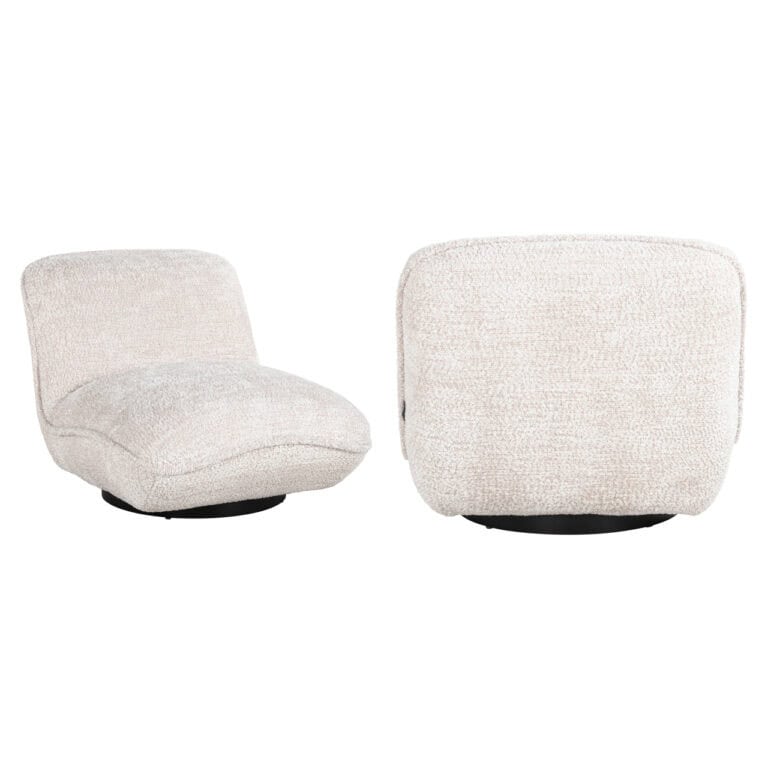 Moderne beige lounge fauteuils voor comfortabele zithoek.
