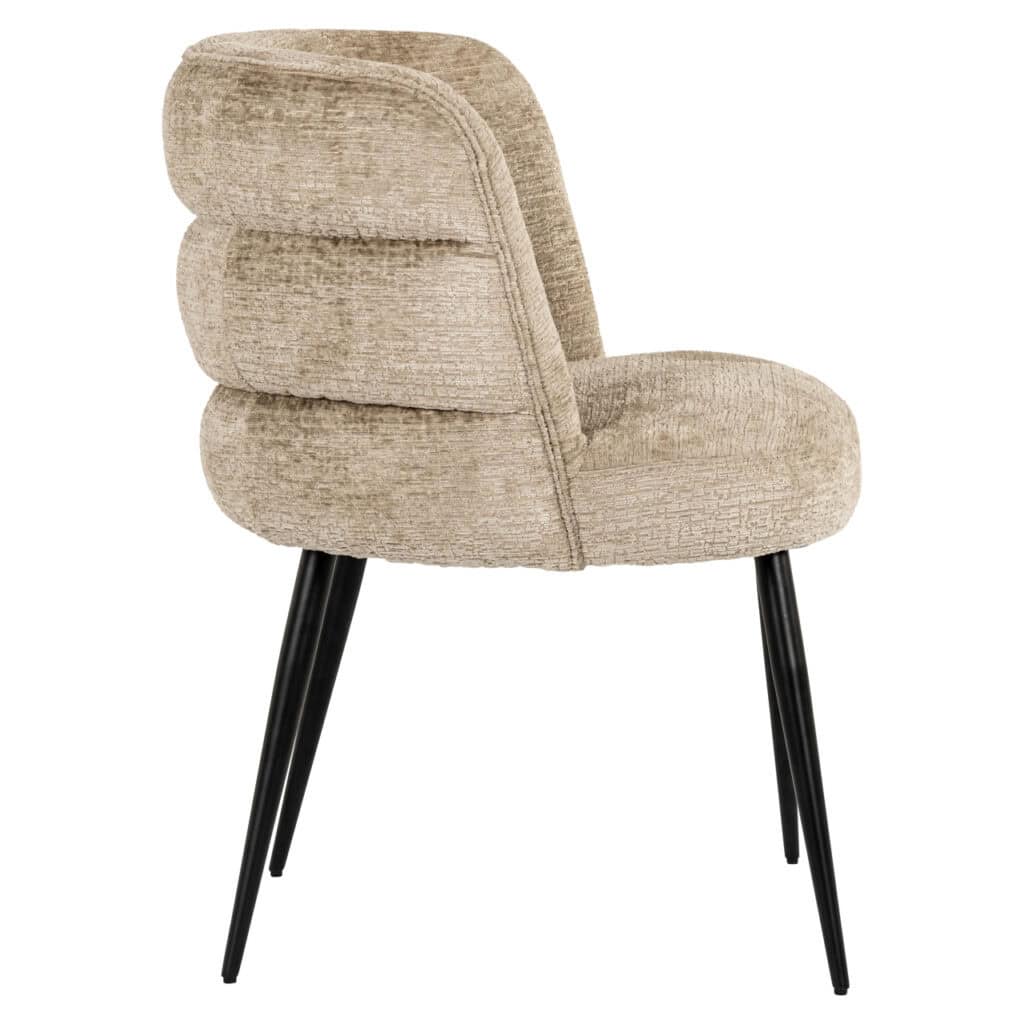 Bankje met beige bekleding en zwarte poten, perfect voor een modern interieur. Comfortabel en stijlv.