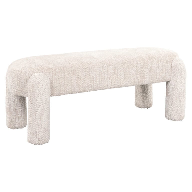 Moderne beige bank met zachte bekleding en dikke poten, perfect voor woonkamer of hal.