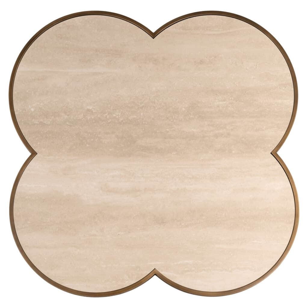 Teppich Blumenform in Beige- und Brauntönen, perfekt für eine stilvolle Inneneinrichtung.