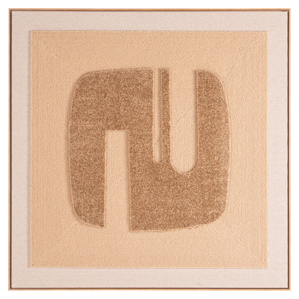 Modern abstract kunstwerk met geometrische vormen in beige en bruintinten.