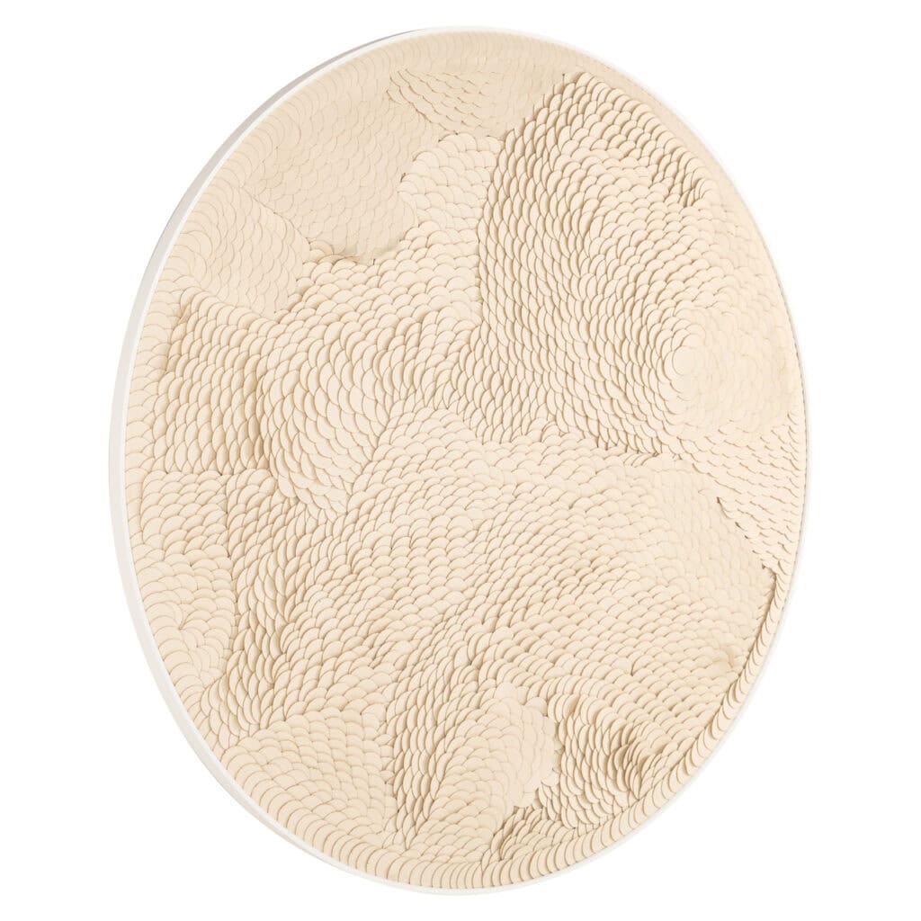 Decoratieve ronde wandkunst met textuur voor modern interieur.