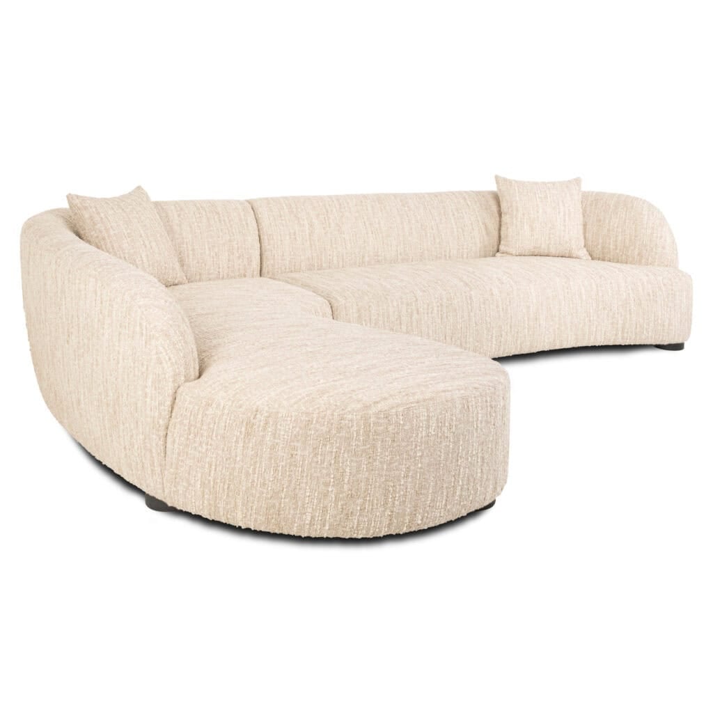Luxe beige hoekbank in stof, modern en comfortabel, perfect voor stijlvolle woonkamers.