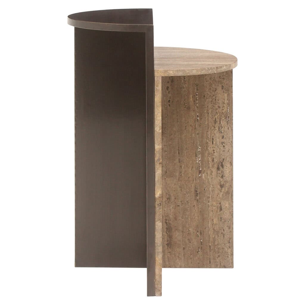 Moderne bijzettafel met houten blad en metalen frame, perfect voor interieurdecoratie.