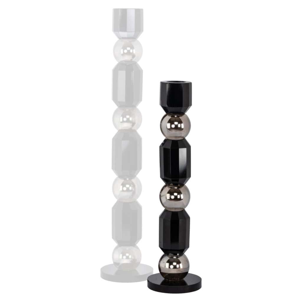 Moderne sculptuur met zwart, wit en metallic bolletjes en kubussen, stijlvolle interieuraccessoire.