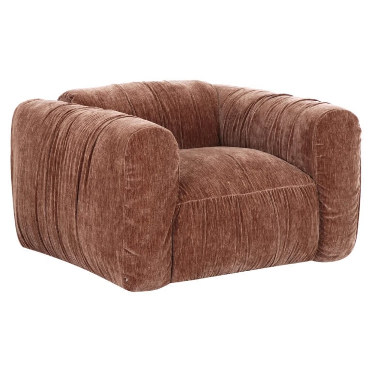Bankstel met zachte, plush bekleding voor luxe interieur.