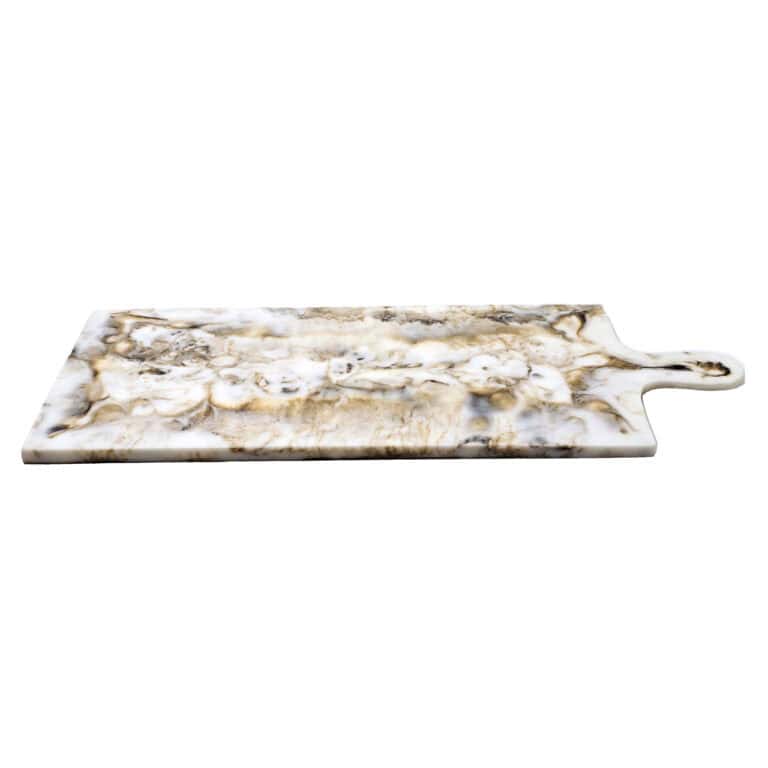 Marmeren snijplank met handvat, luxe keukenaccessoire en decoratief stuk.