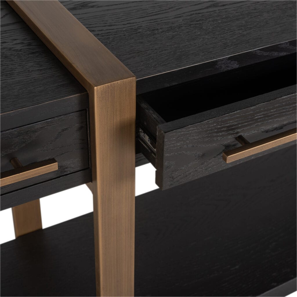 Dressoir Cambon in donker koffie met goudkleurige accenten.