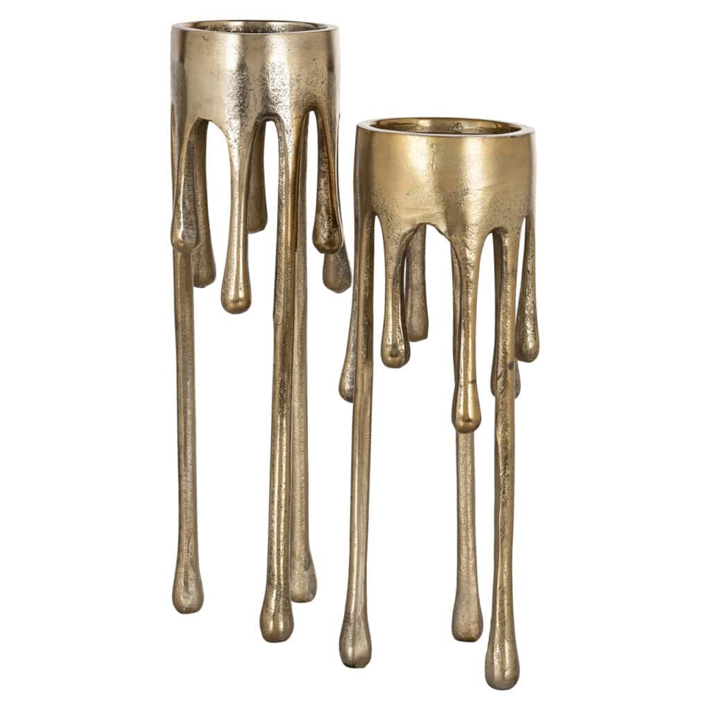 Brass gouden kandelaars met druppelvormige details voor interieurdecoratie.