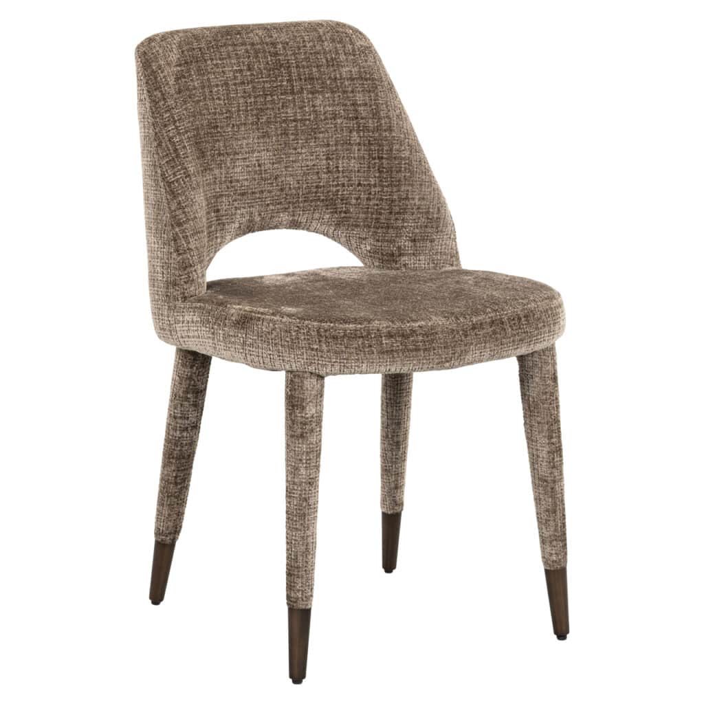 Chaise de salle à manger avec pieds en bois et revêtement en tissu, design moderne.