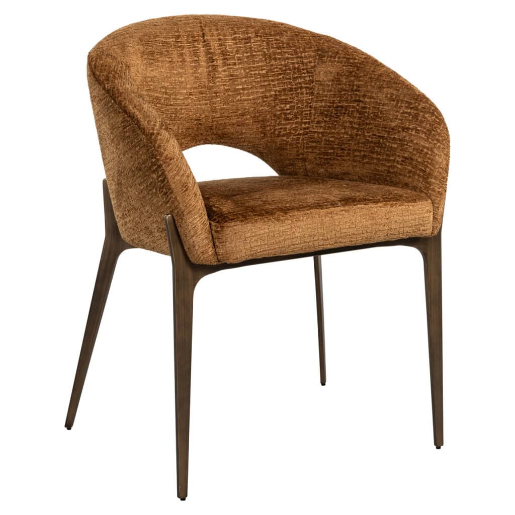 Luxe houten en stoffen fauteuil met ronde rugleuning voor modern interieur.