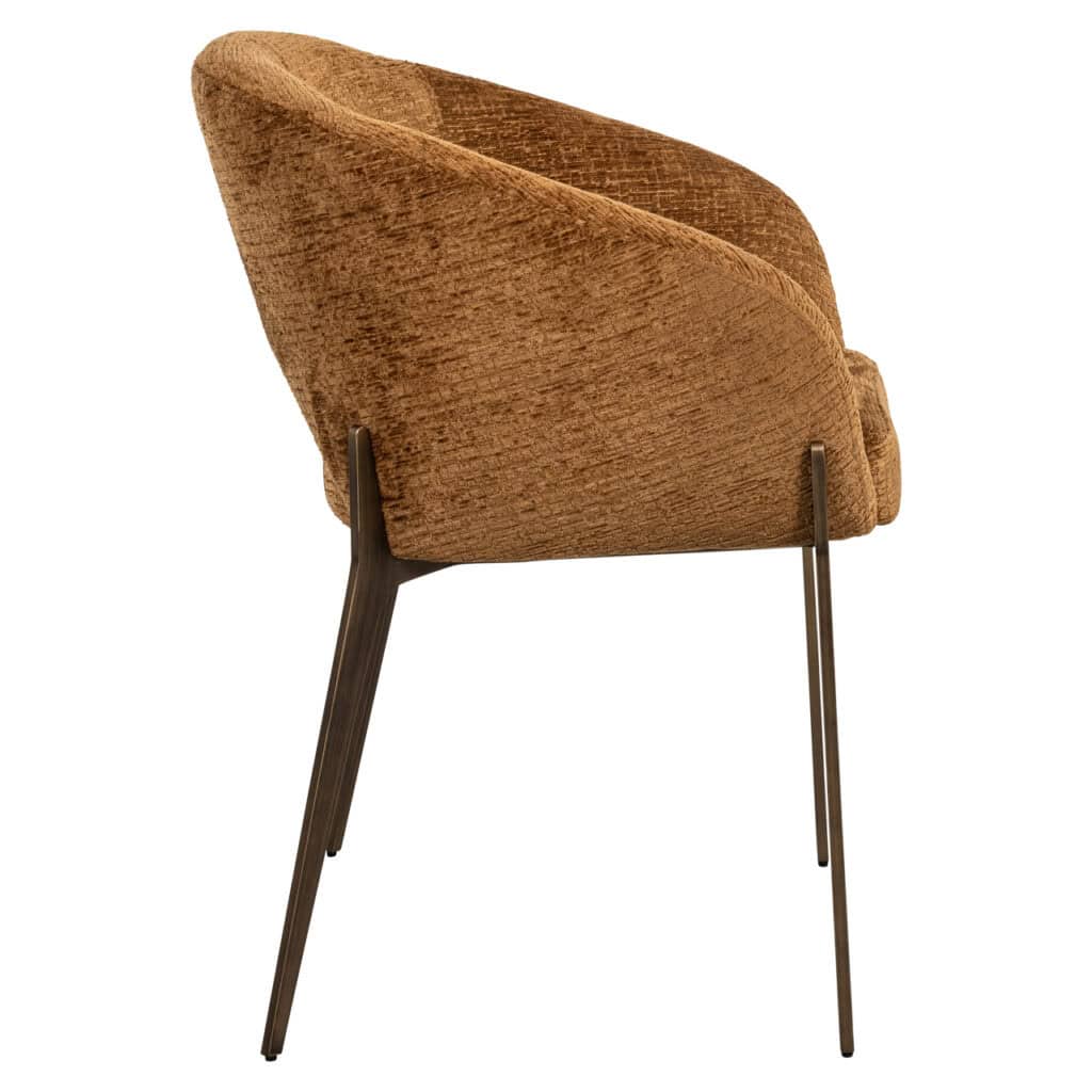 Moderne stoffen eetkamerstoel met comfortabele bekleding en houten poten, perfect voor een stijlvoll.