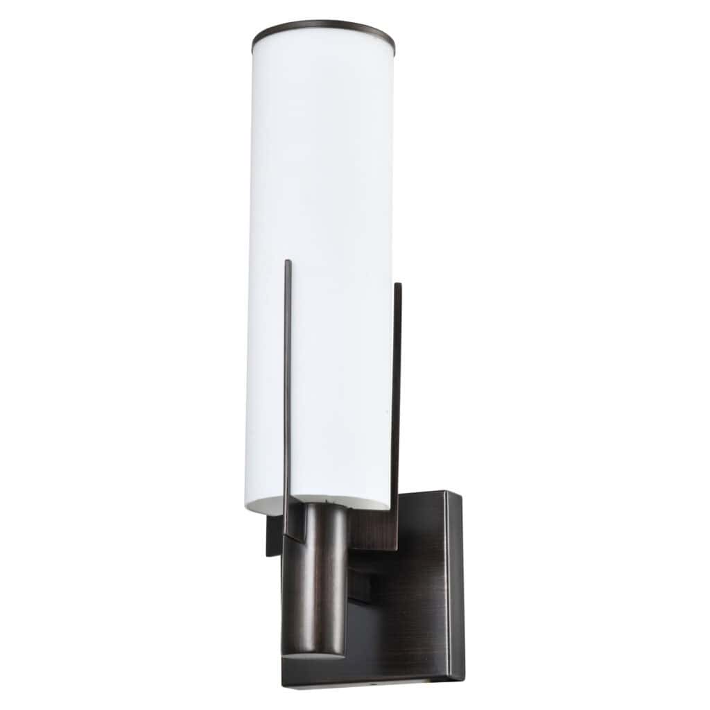 Moderne wandlamp met zwart metalen basis en witte lampenkap voor interieur.