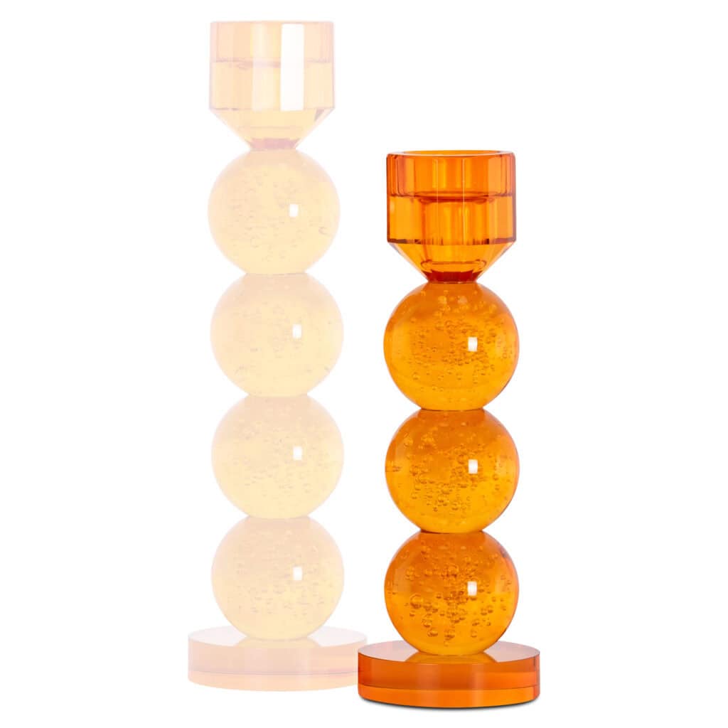 Kleine orangefarbene Kerzenhälter aus Glas Kerzenhälter kugelförmigen Details.
