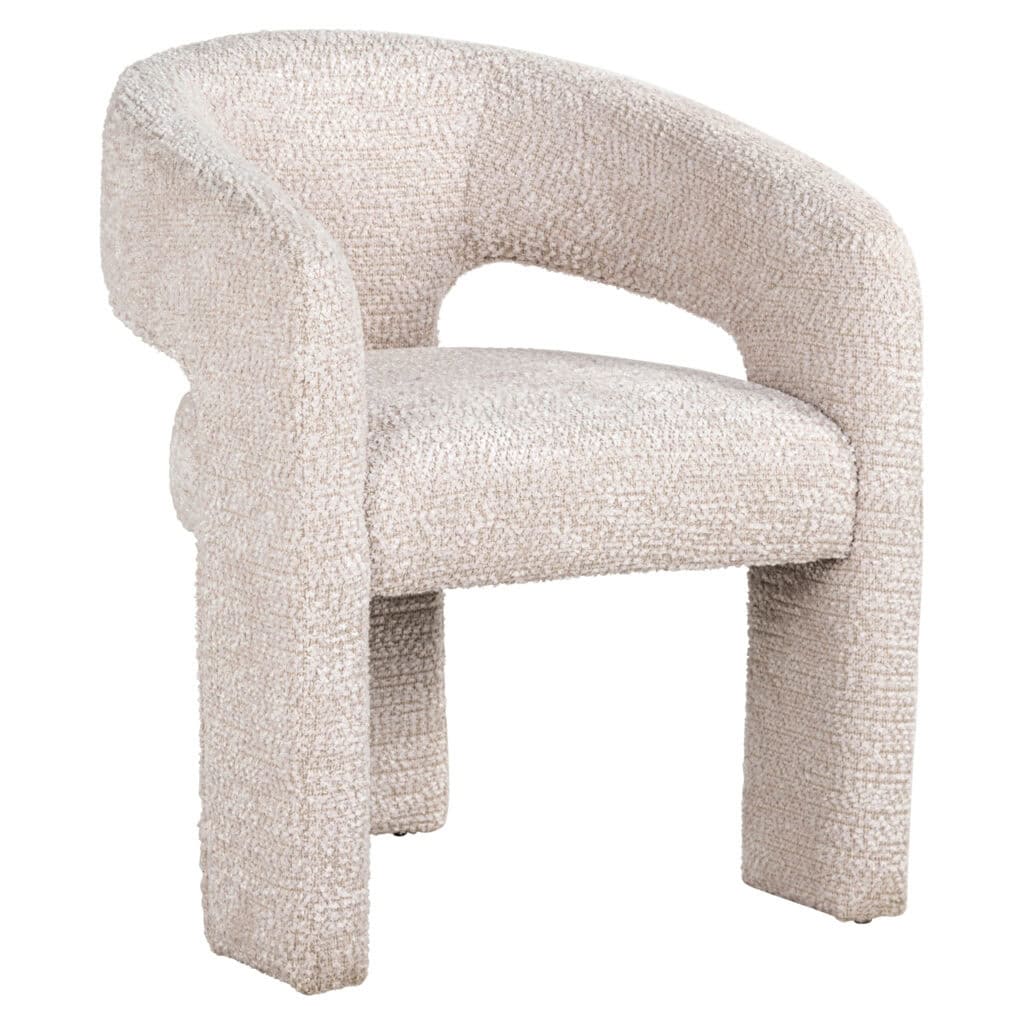Eetkamerstoel Belle in beige stof, comfortabel en stijlvol.