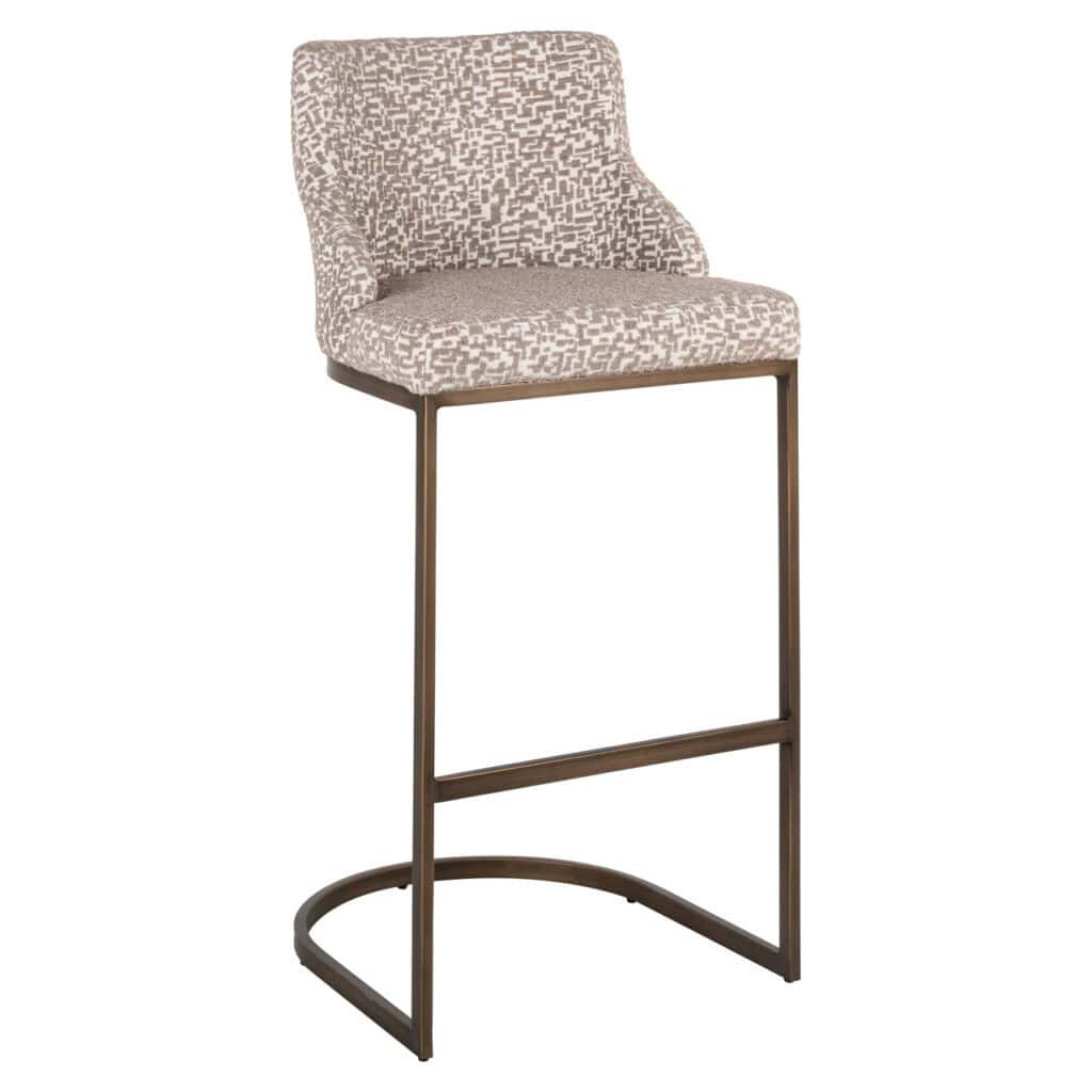 Tabouret de bar moderne avec assise rembourrée et piètement métallique, idéal pour les intérieurs et les bars.