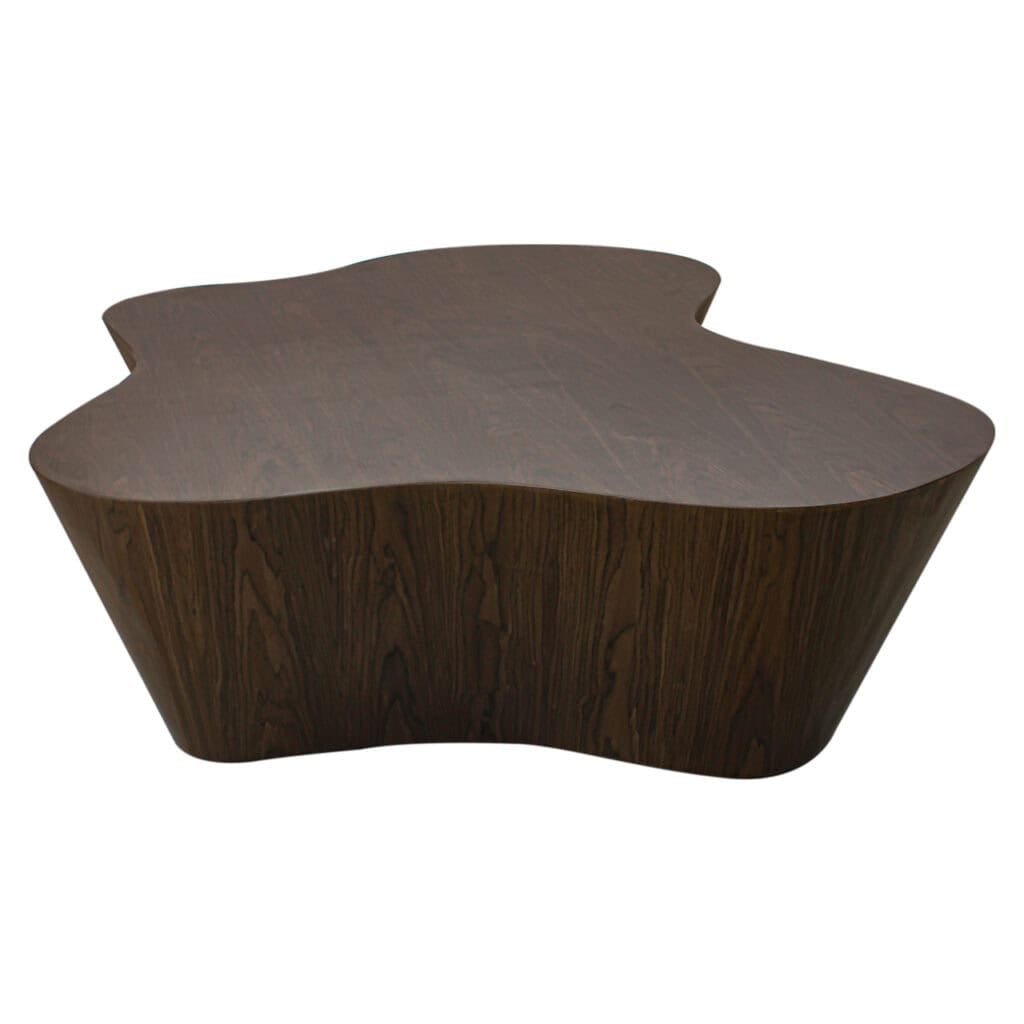 Unieke houten salontafel met natuurlijke, organische vormen voor modern interieur.