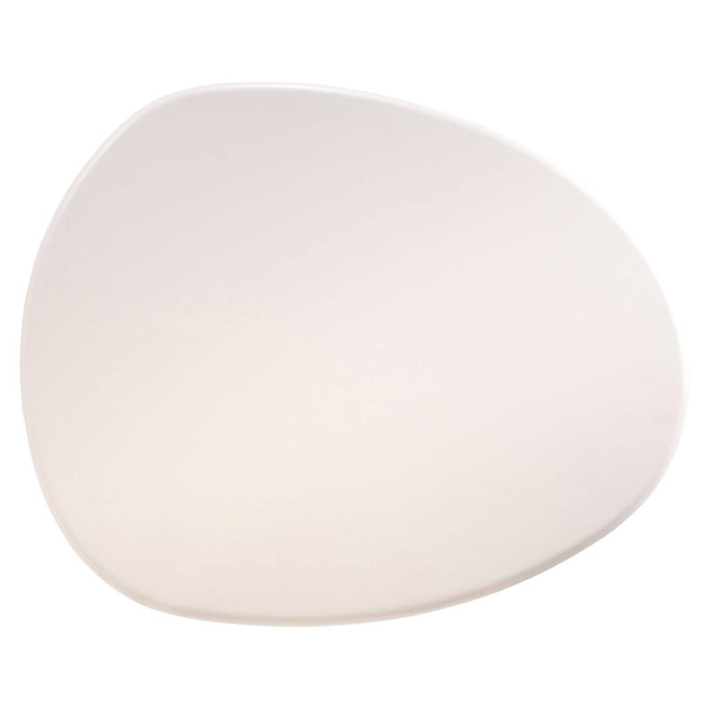 Wit keramisch bord met glad oppervlak, modern en minimalistisch design.