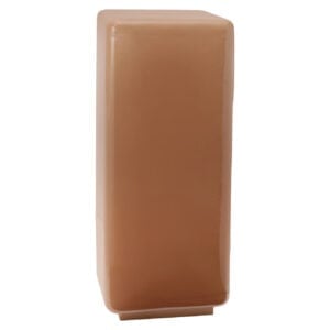 Houten kast met glad oppervlak, modern design, in neutrale kleur.