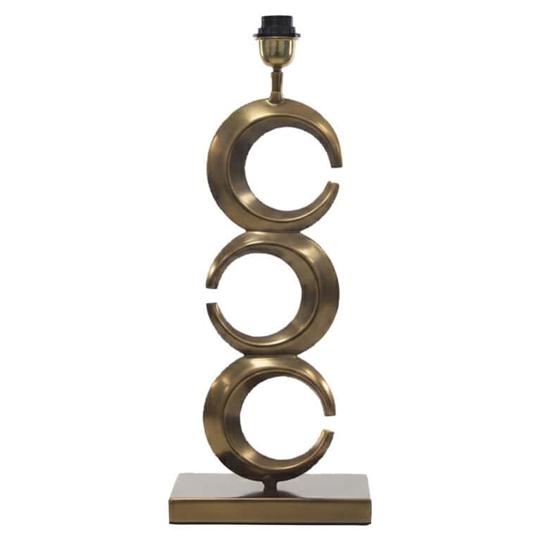 Moderne gouden tafellamp met cirkelvormige design elementen voor stijlvolle interieurverlichting.
