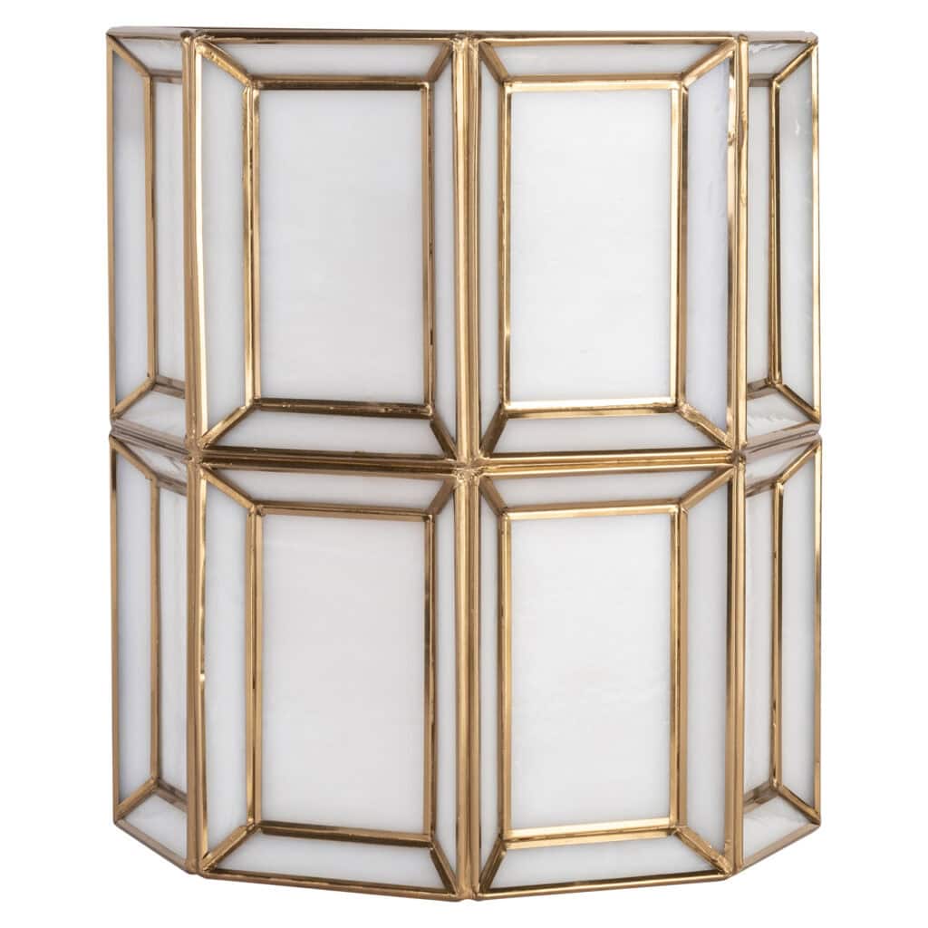 Décoration murale luxueuse dorée et blanche au motif géométrique, idéale pour les intérieurs élégants.