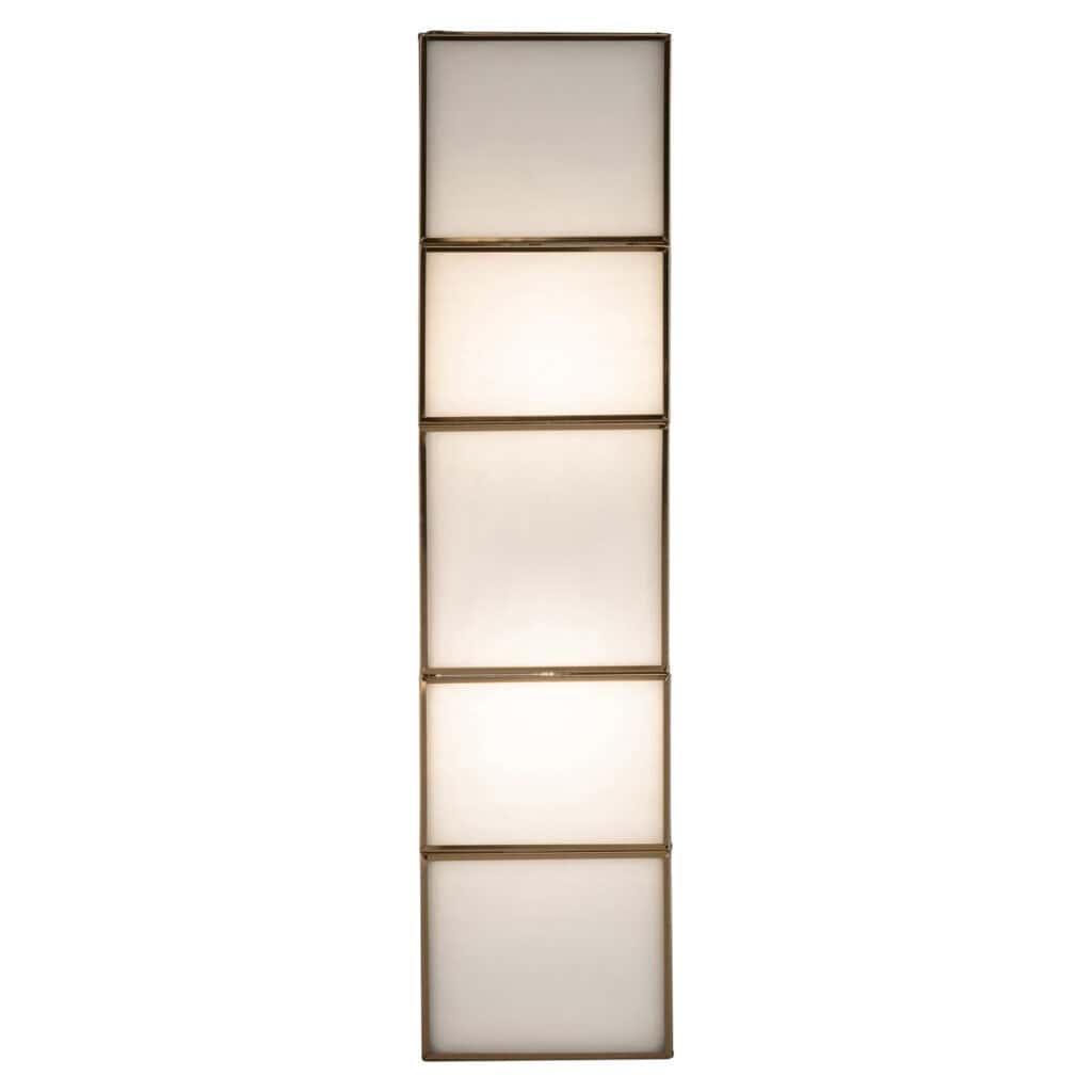 Luminaire moderne à cinq compartiments pour un éclairage d'intérieur d'ambiance.