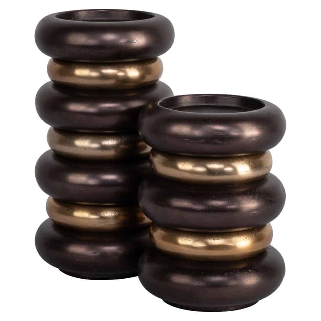 Moderne metalen decoratieve ringen set voor interieurdecoratie, zwart en goudkleurig, stijlvolle woo.
