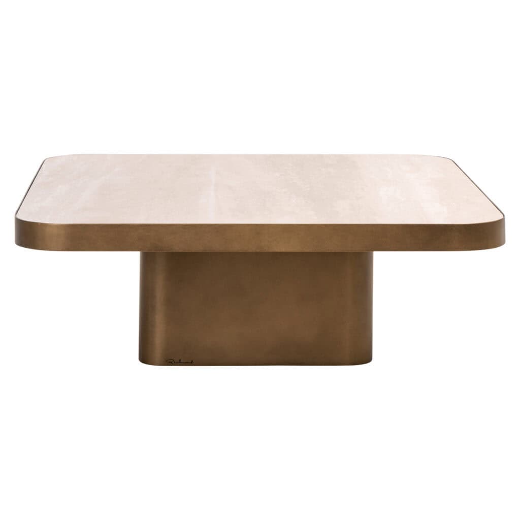 Luxe marmeren eettafel met goudkleurig onderstel, modern interieurdesign.