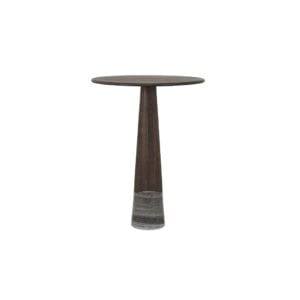 Houten bijzettafel met betonvoet voor interieurdecoratie.