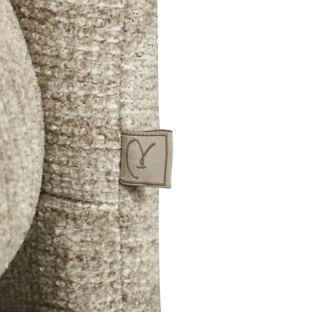 Natuurlijke zachte textiel met Richmond label voor interieur.