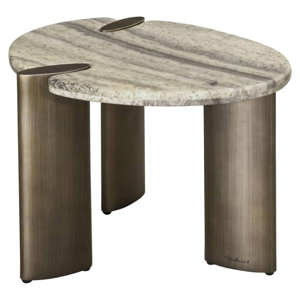 Moderner Beistelltisch „Arcadia“ mit Marmorplatte und Metallbeinen.