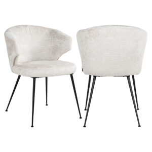 Moderne eetkamerstoel Xandra in cream met zwarte poten.