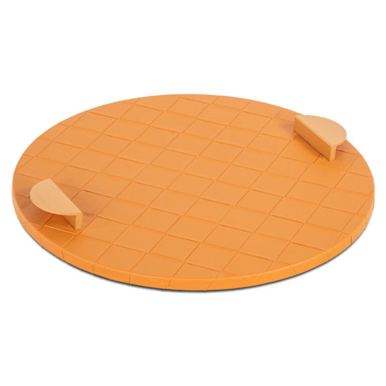 Oranje dienblad Mavey met opstaande rand en antislip onderkant.