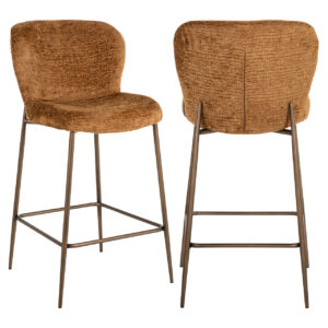 Odarby Cognac Fusion Barhocker mit Metallbeinen und weicher Polsterung.
