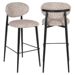 Chaises de bar modernes avec un motif géométrique beige et des pieds noirs.