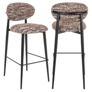 Moderne barstoel Dantes Hazel met zwart frame en stoffering in bruin tinten.