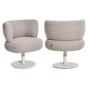 Moderne Mason greige outdoor eetkamerstoel met draaibare basis.