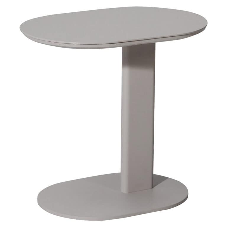 Table d'appoint d'extérieur moderne, de couleur beige clair, au design épuré et aux dimensions compactes.