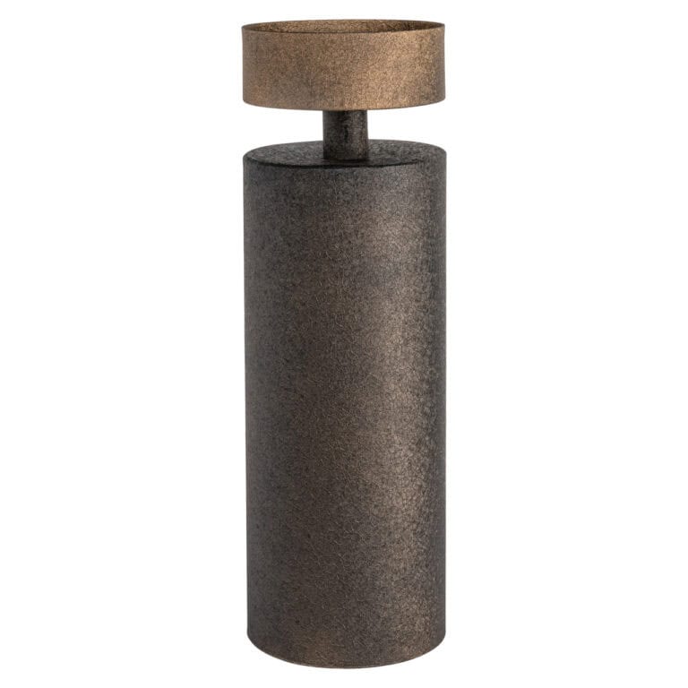Große antike Bronze- Kerzenhalter e mit modernem Flair.