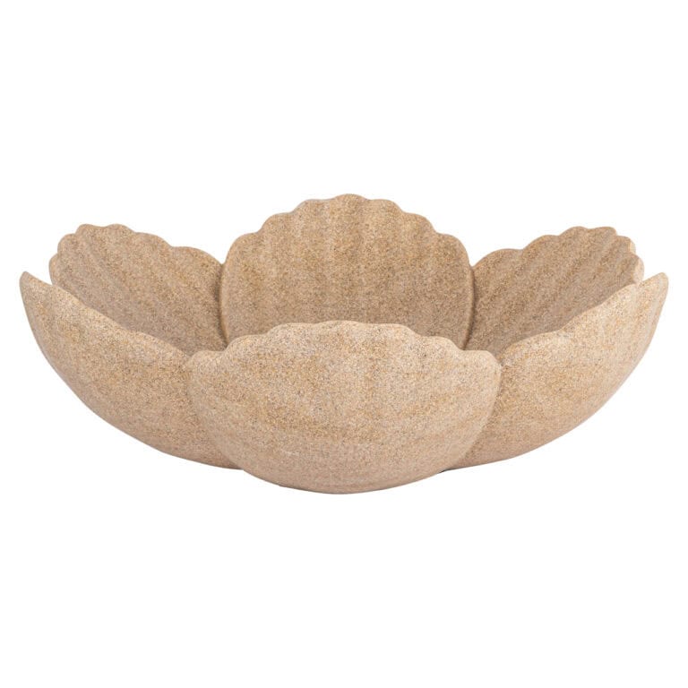 Kleine beige Shellie schaal van keramiek, decoratief en handgemaakt.