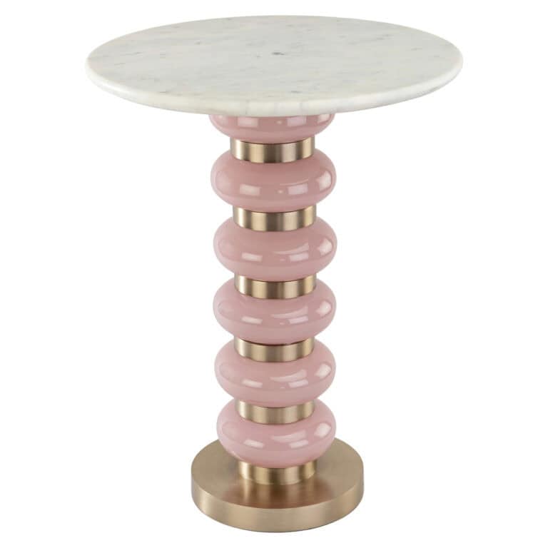 Moderne roze bijzettafel met gouden accenten en marmeren blad.