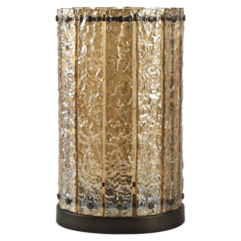 Grande Lampe ouragan » couleur ambre, Lampe ouragan des panneaux en verre et un socle noir.