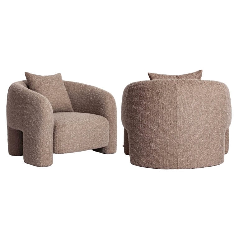 Luxury lounge chair, Tuscany Mocca Chunky, with soft upholstery and comfortable armrests.
