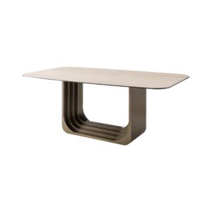 Strakke moderne eettafel met uniek design van Richmond Interiors.