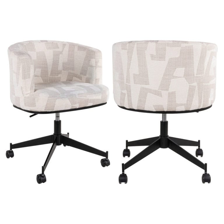 Beige graffic swivel eetkamerstoel met wieltjes en zwart onderstel.