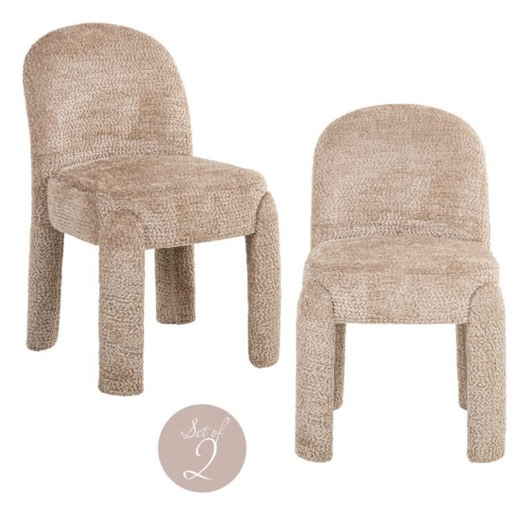 Set van 2 beige eetkamerstoelen Brandi met zachte bekleding.