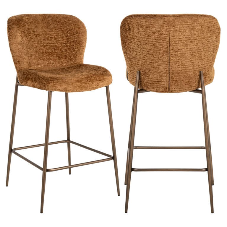 Tabourets de bar Odarby « Cognac Fusion » avec pieds métalliques et rembourrage moelleux.