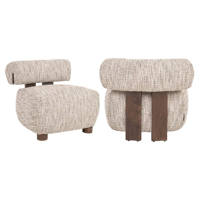 Fauteuil Chaise Arabella  avec pieds en bois et rembourrage moelleux.